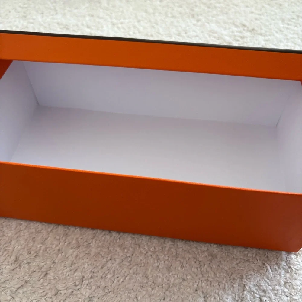 Hermès Orange gift Box